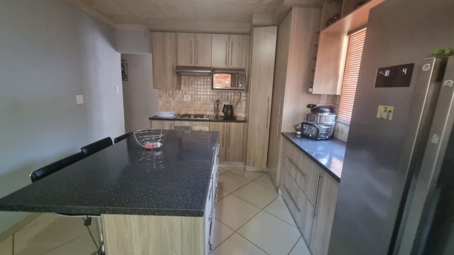 3 Bedroom Property for Sale in Kamagugu Mpumalanga