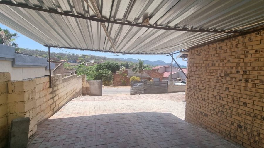 3 Bedroom Property for Sale in Kamagugu Mpumalanga