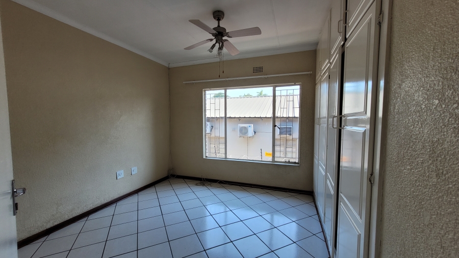 2 Bedroom Property for Sale in Nelspruit Mpumalanga