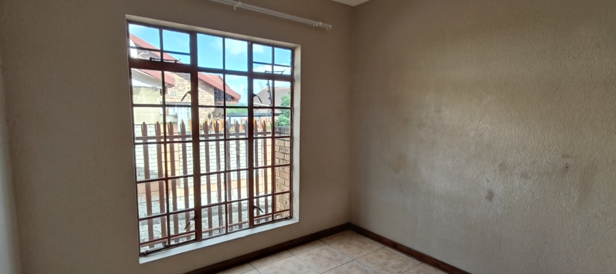 3 Bedroom Property for Sale in West Acres Ext 13 Mpumalanga