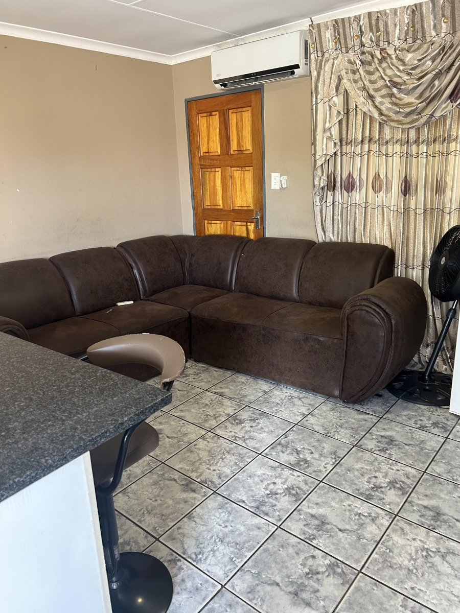 2 Bedroom Property for Sale in Karino Mpumalanga