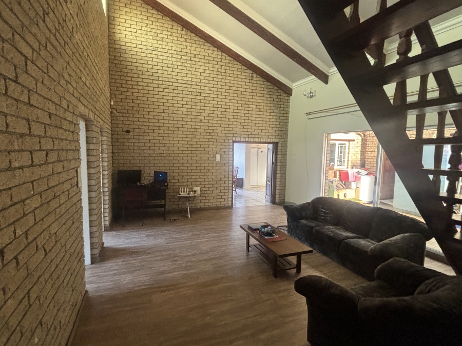 5 Bedroom Property for Sale in Die Heuwel Mpumalanga