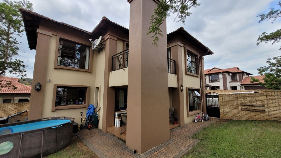 3 Bedroom Property for Sale in Oppikoppi Estate Mpumalanga