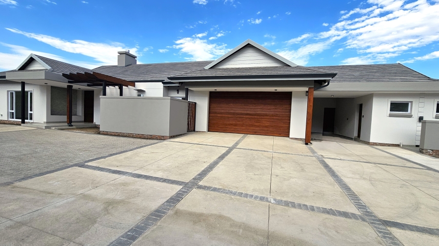 3 Bedroom Property for Sale in White River Estates Mpumalanga