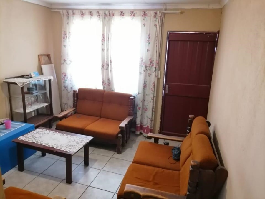 2 Bedroom Property for Sale in Kanyamazane Mpumalanga