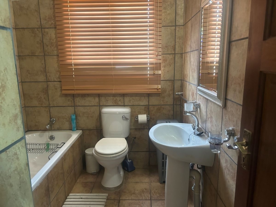 4 Bedroom Property for Sale in Marloth Park Mpumalanga