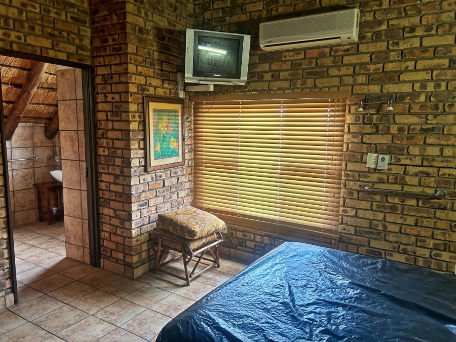 4 Bedroom Property for Sale in Marloth Park Mpumalanga