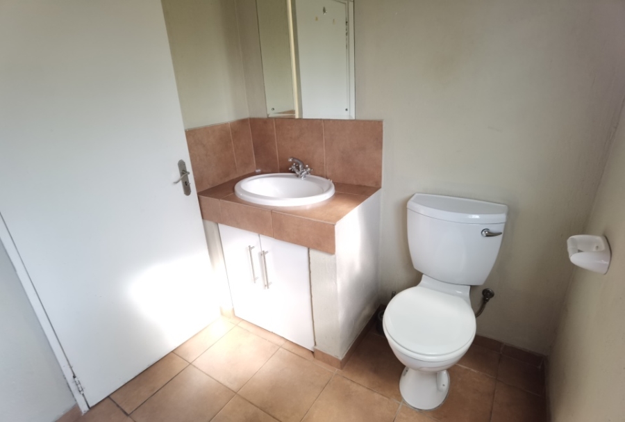 To Let 2 Bedroom Property for Rent in Riverside Park Mpumalanga