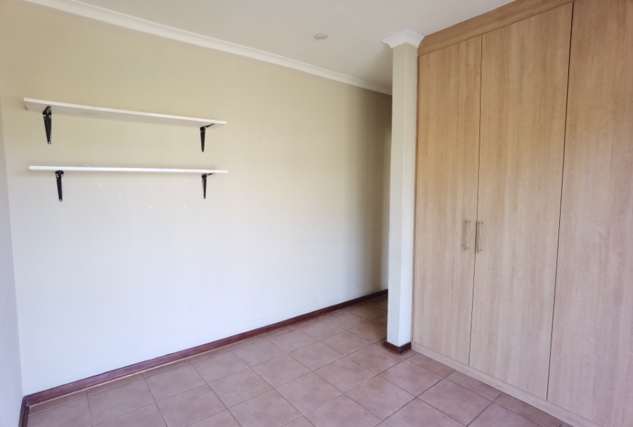 To Let 2 Bedroom Property for Rent in Riverside Park Mpumalanga