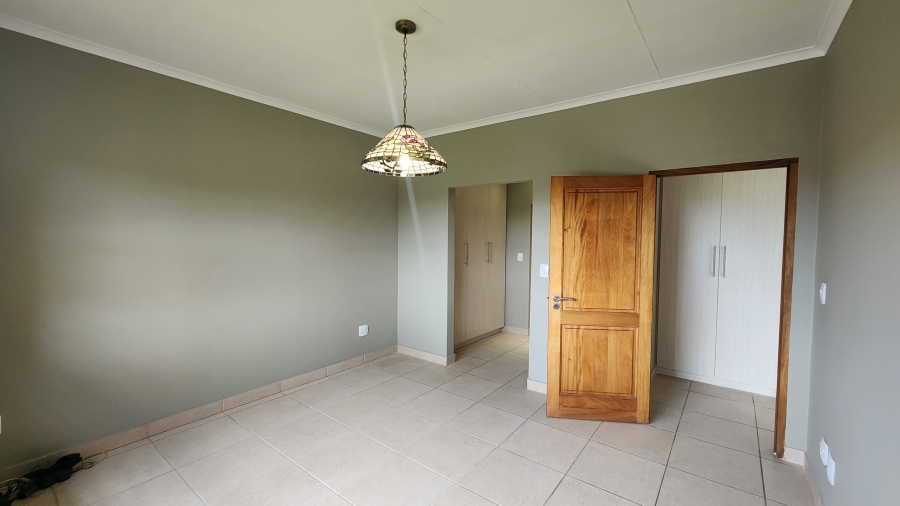 3 Bedroom Property for Sale in Bateleur Estate Mpumalanga