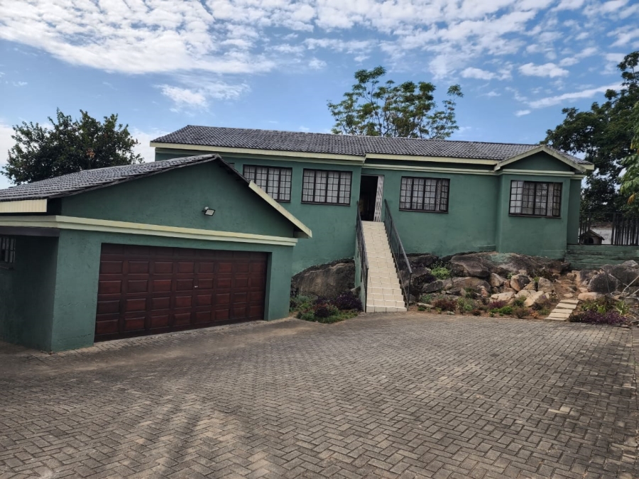 3 Bedroom Property for Sale in Sonheuwel Mpumalanga