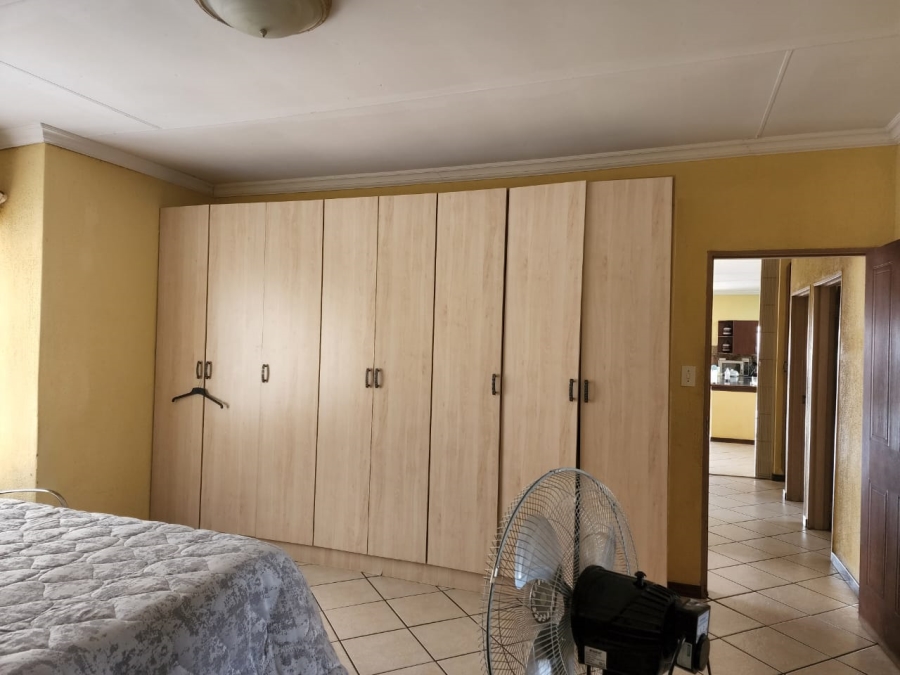 3 Bedroom Property for Sale in Sonheuwel Mpumalanga