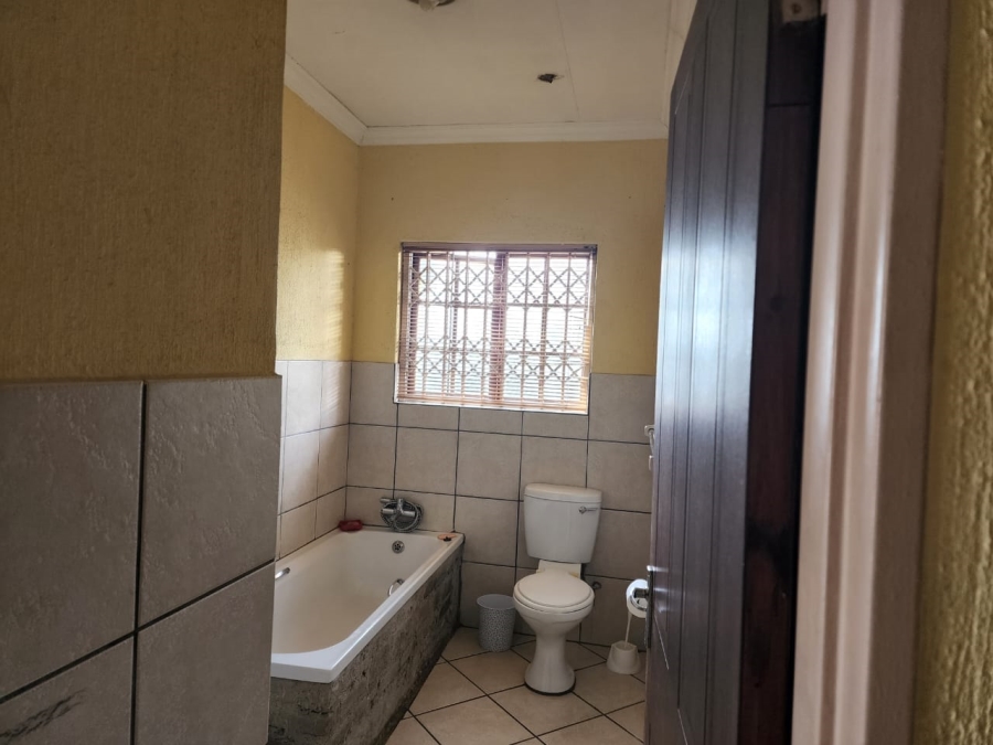 3 Bedroom Property for Sale in Sonheuwel Mpumalanga