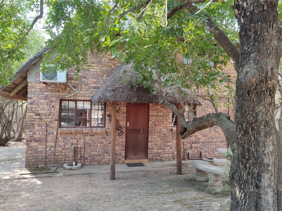 2 Bedroom Property for Sale in Marloth Park Mpumalanga