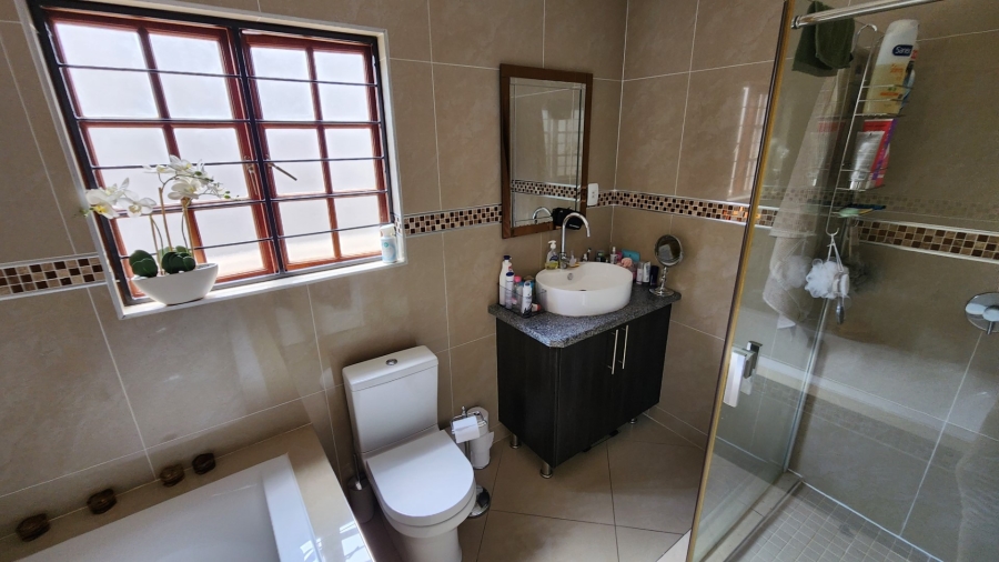 4 Bedroom Property for Sale in Riverside Park Mpumalanga