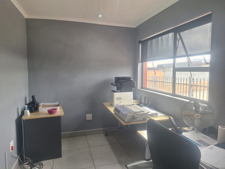 To Let commercial Property for Rent in Riverside Industrial Park Mpumalanga