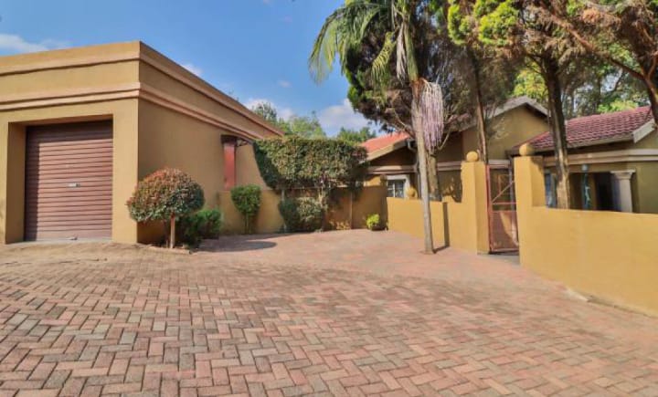 3 Bedroom Property for Sale in Stonehenge Ext 1 Mpumalanga