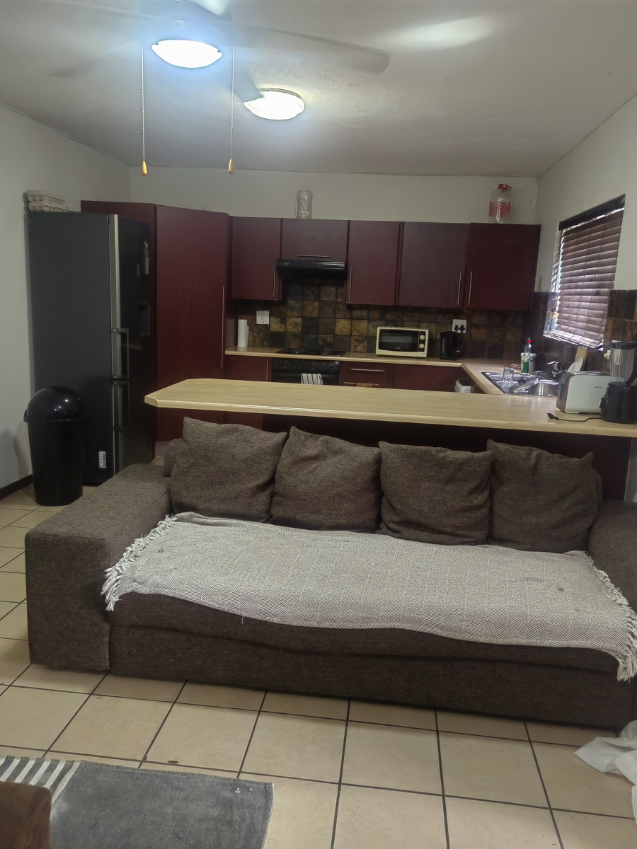 To Let 2 Bedroom Property for Rent in Stonehenge Mpumalanga