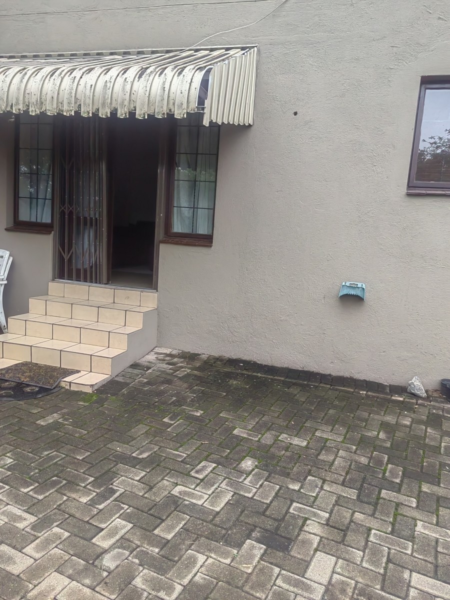 To Let 2 Bedroom Property for Rent in Stonehenge Mpumalanga