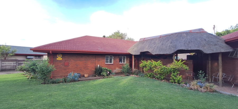 To Let 3 Bedroom Property for Rent in Duvha Park Mpumalanga