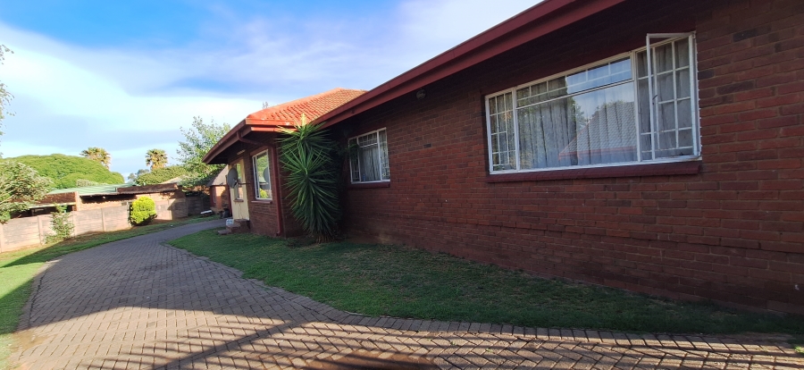 To Let 3 Bedroom Property for Rent in Duvha Park Mpumalanga