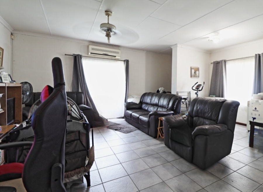 3 Bedroom Property for Sale in Hectorspruit Mpumalanga