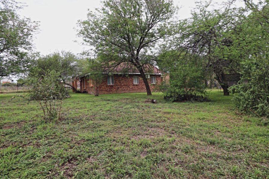 3 Bedroom Property for Sale in Hectorspruit Mpumalanga