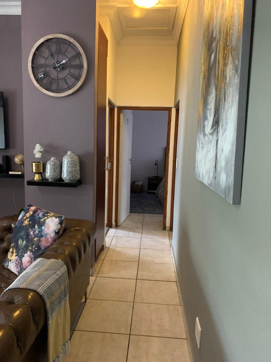 To Let 2 Bedroom Property for Rent in Nelspruit Ext 2 Mpumalanga