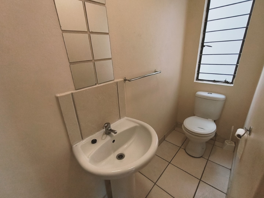 To Let 1 Bedroom Property for Rent in Nelspruit Ext 29 Mpumalanga