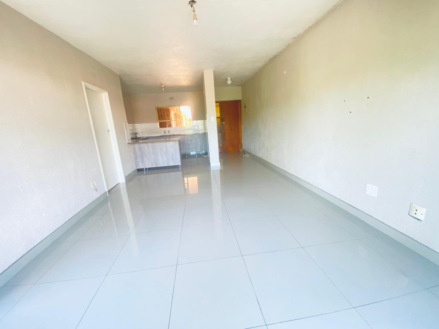 To Let 1 Bedroom Property for Rent in White River Mpumalanga