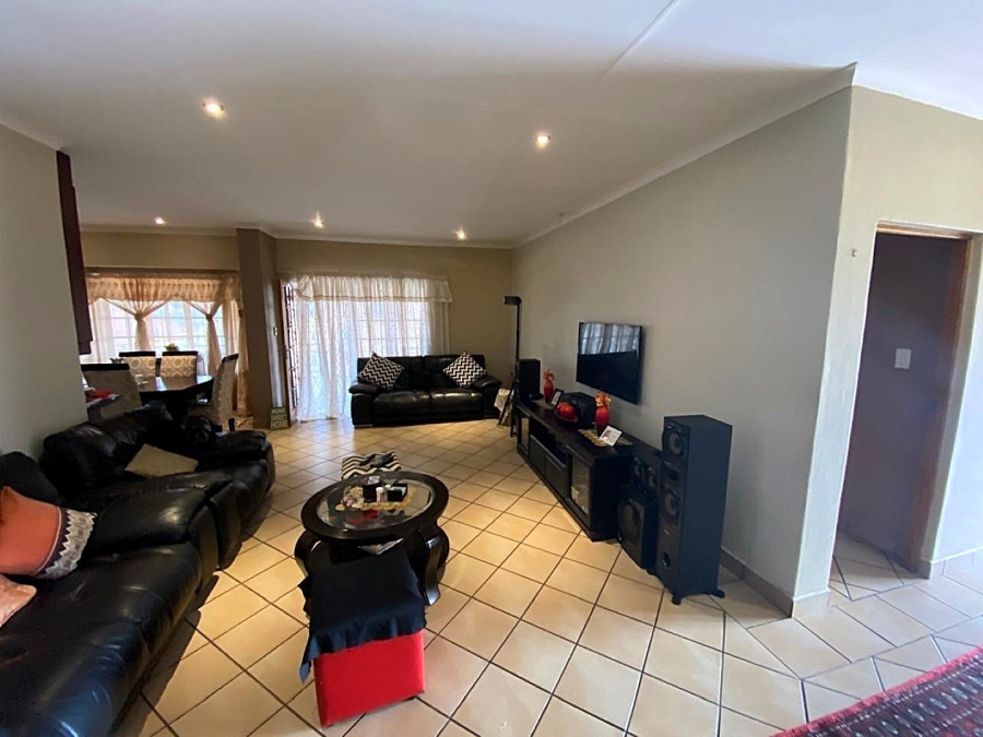 3 Bedroom Property for Sale in White River Ext 49 Mpumalanga