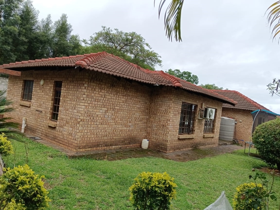 4 Bedroom Property for Sale in White River Ext 49 Mpumalanga