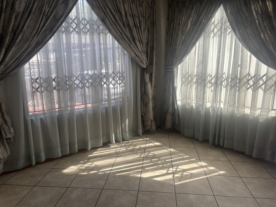 To Let 2 Bedroom Property for Rent in Duvha Park Mpumalanga