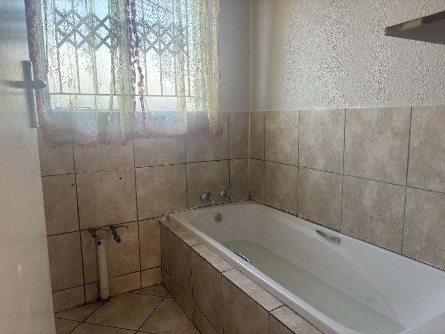 To Let 2 Bedroom Property for Rent in Duvha Park Mpumalanga