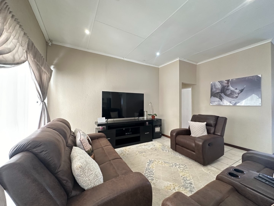 3 Bedroom Property for Sale in Nelspruit Ext 2 Mpumalanga