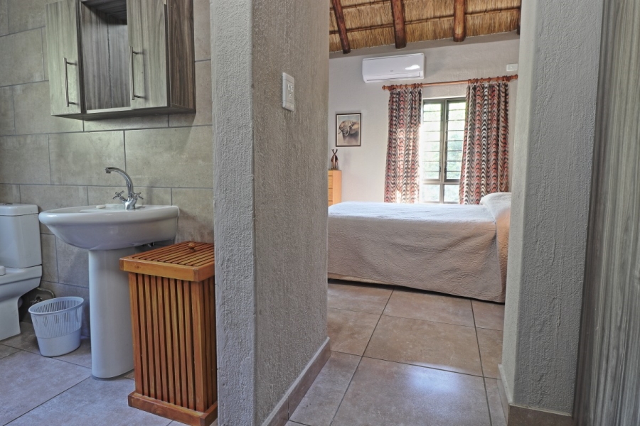 2 Bedroom Property for Sale in Marloth Park Mpumalanga