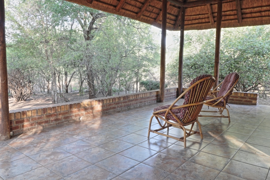 2 Bedroom Property for Sale in Marloth Park Mpumalanga