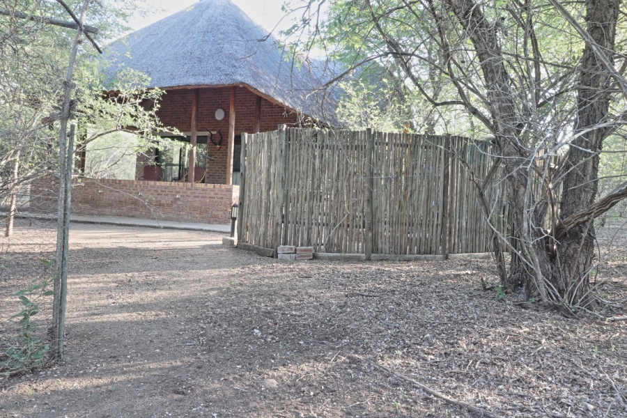 2 Bedroom Property for Sale in Marloth Park Mpumalanga