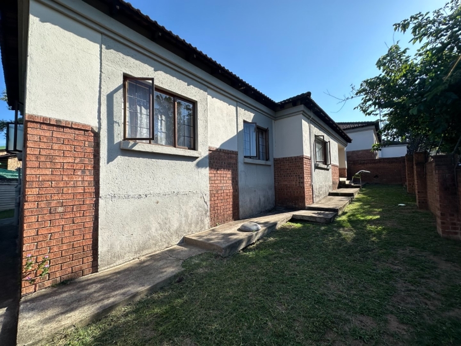 3 Bedroom Property for Sale in Nelspruit Ext 2 Mpumalanga