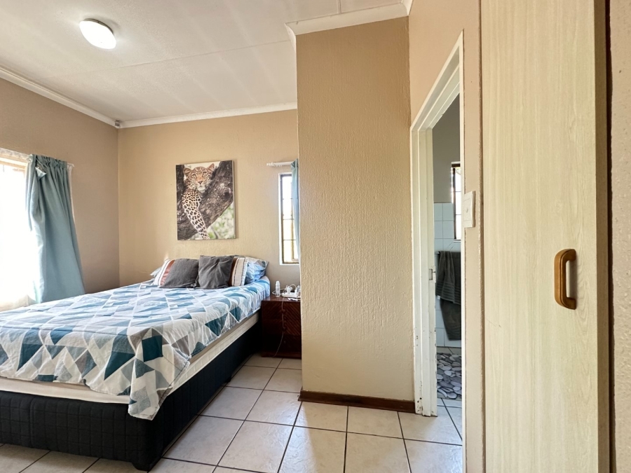 3 Bedroom Property for Sale in Nelspruit Ext 2 Mpumalanga