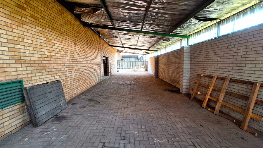 To Let commercial Property for Rent in Nelspruit Industrial Mpumalanga