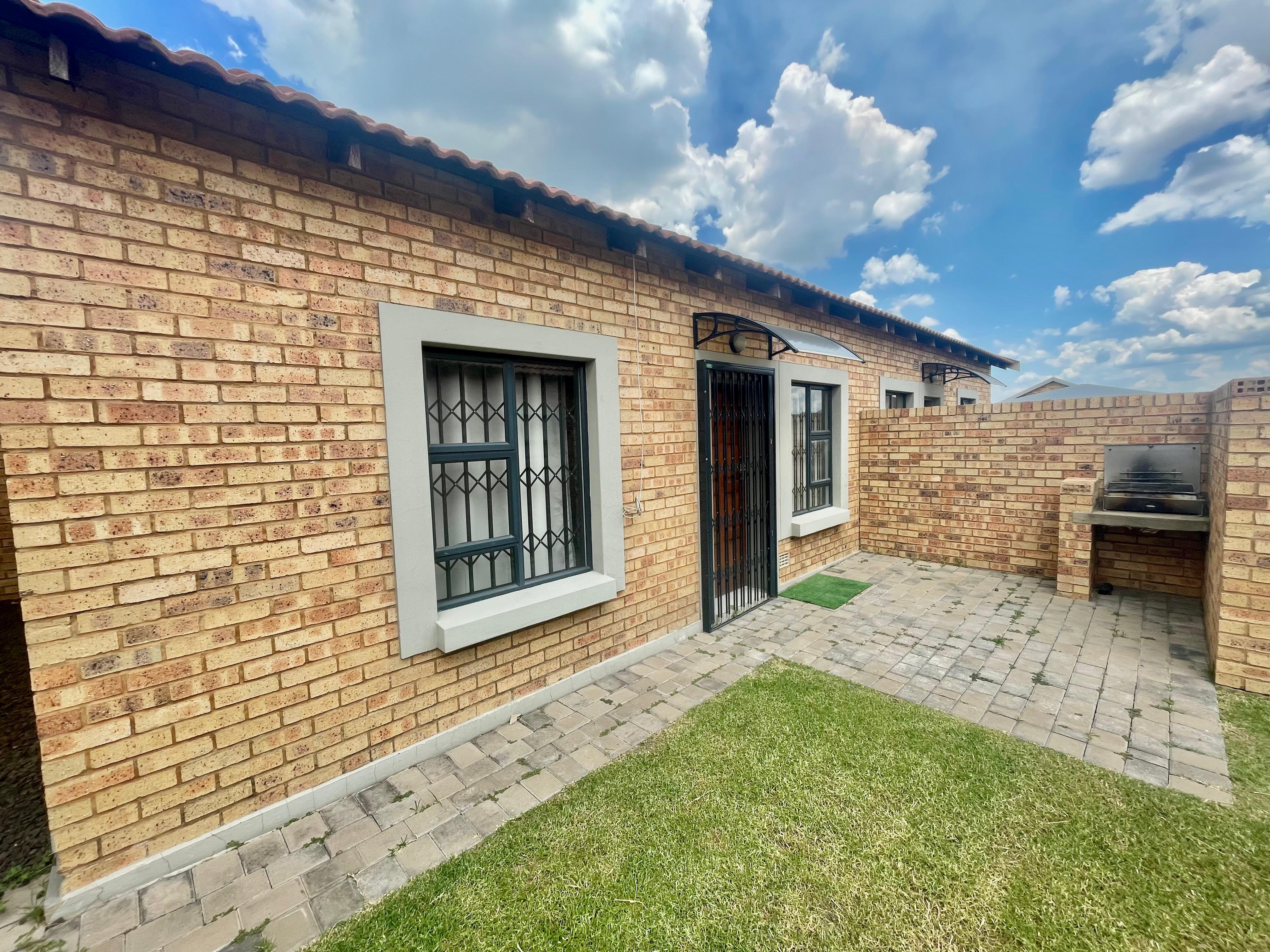 2 Bedroom Property for Sale in Terra Nova Mpumalanga