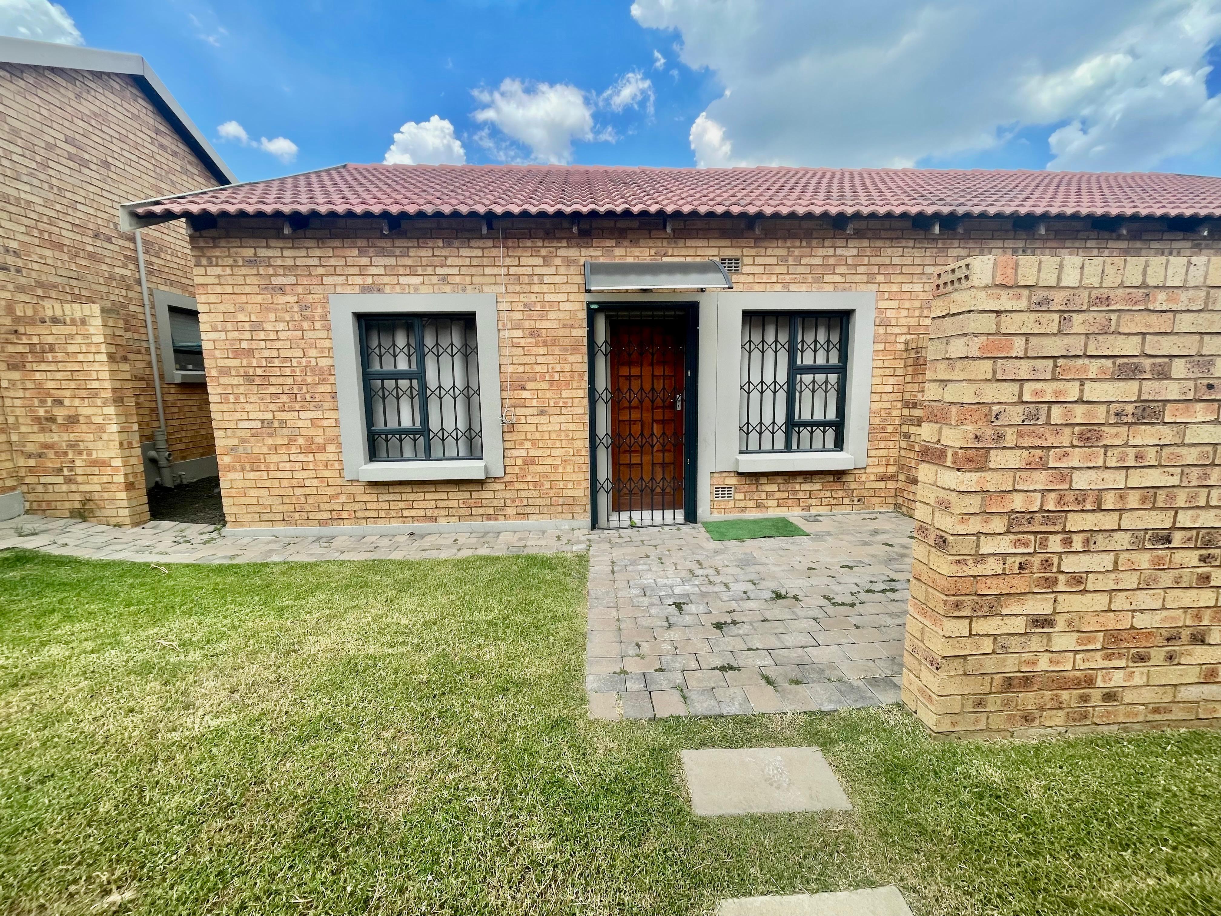 2 Bedroom Property for Sale in Terra Nova Mpumalanga