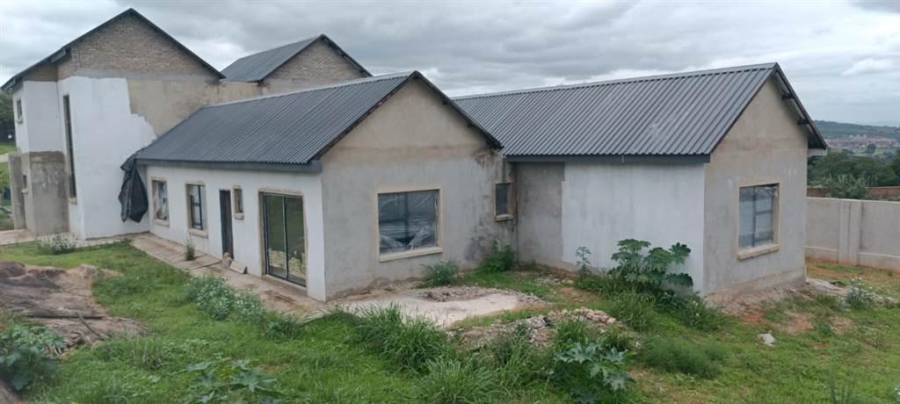 5 Bedroom Property for Sale in Riverside Park Mpumalanga