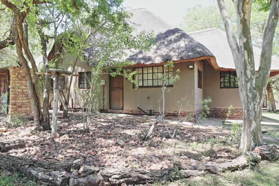 3 Bedroom Property for Sale in Marloth Park Mpumalanga