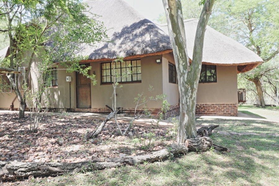 3 Bedroom Property for Sale in Marloth Park Mpumalanga