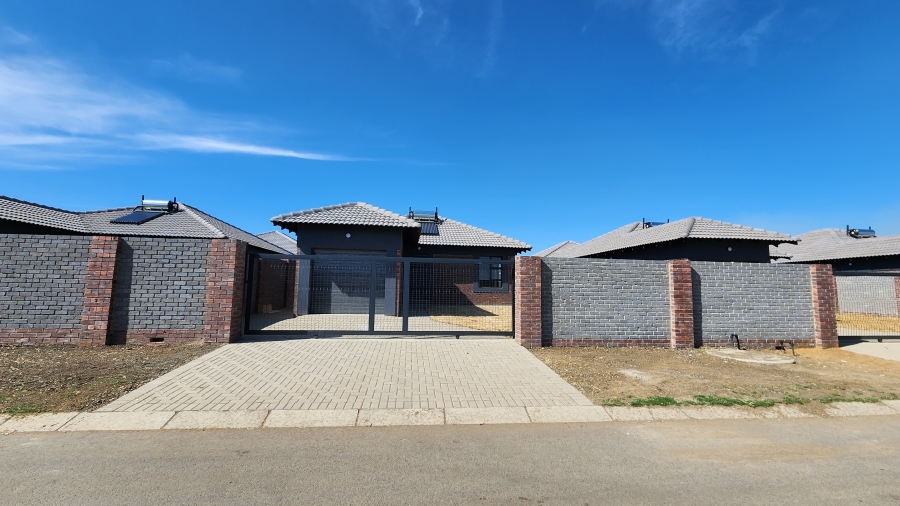 To Let 2 Bedroom Property for Rent in Secunda Mpumalanga