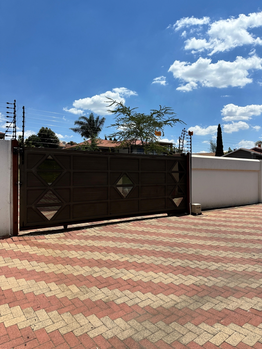 4 Bedroom Property for Sale in Model Park Mpumalanga