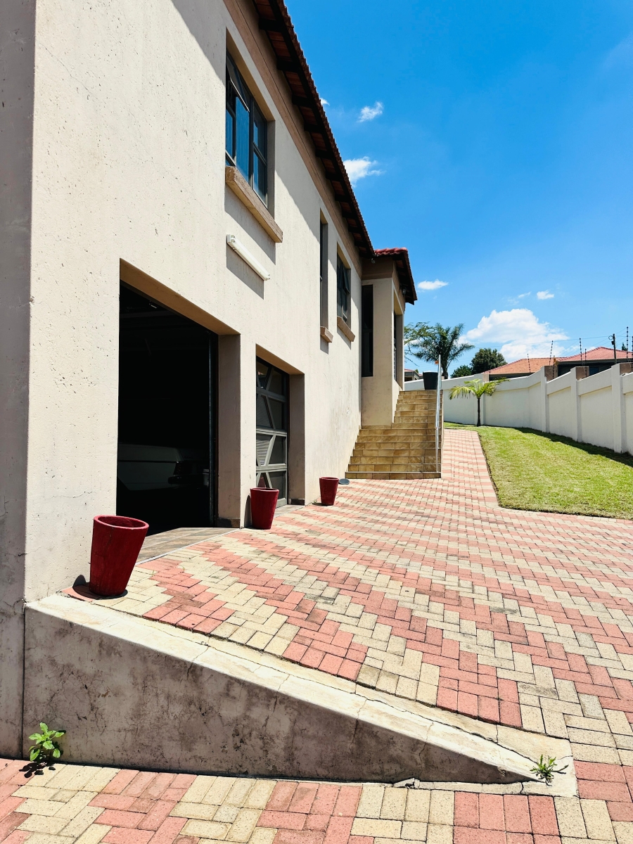 4 Bedroom Property for Sale in Model Park Mpumalanga