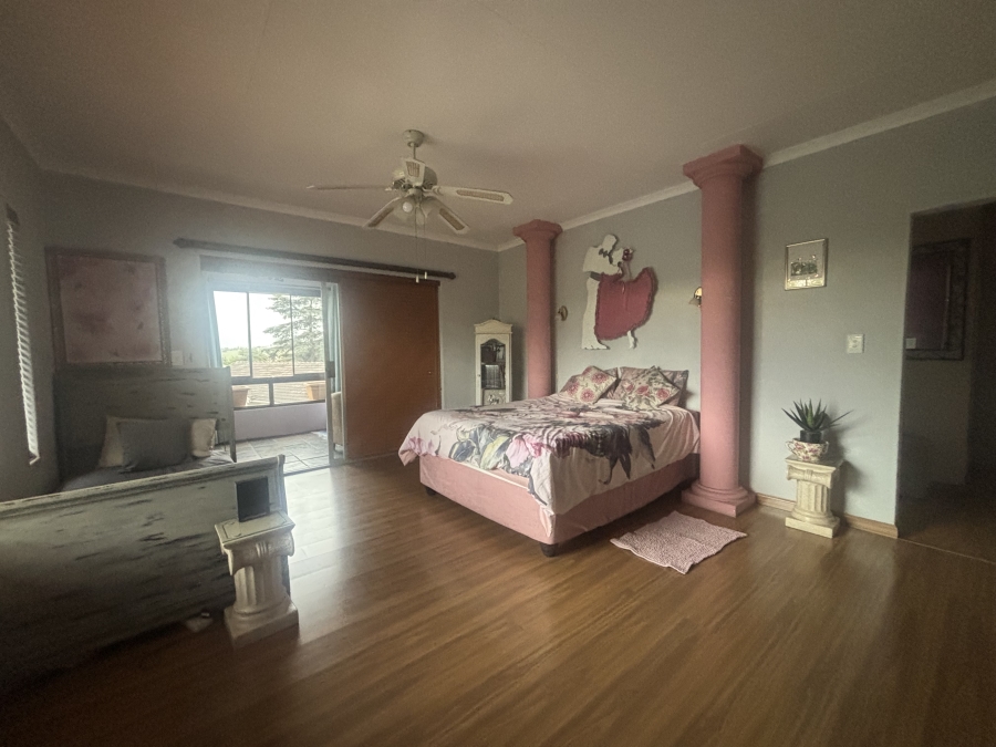 5 Bedroom Property for Sale in Model Park Mpumalanga